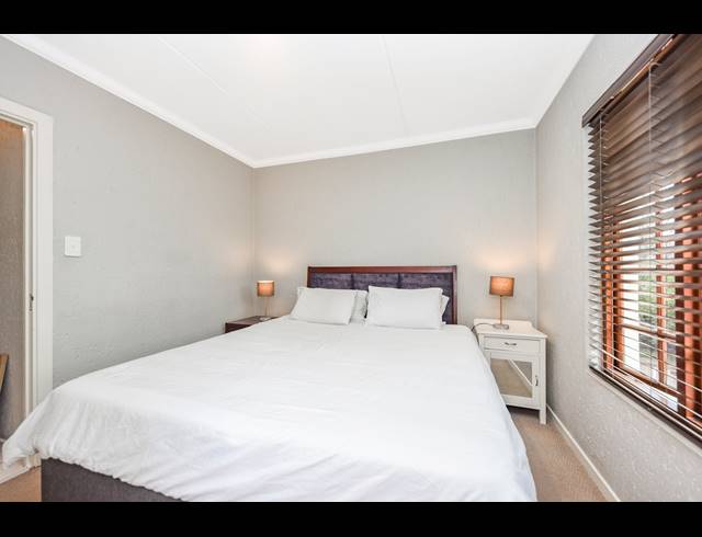 3 BEDROOM APARTMENT FOR SALE IN PAULSHOF